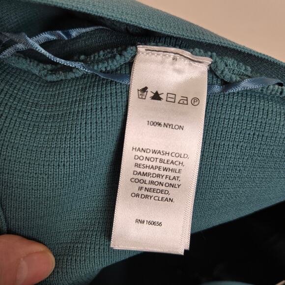 Sincerely Jules Criss Cross Halter Crop Top Teal Large - Picture 8 of 8